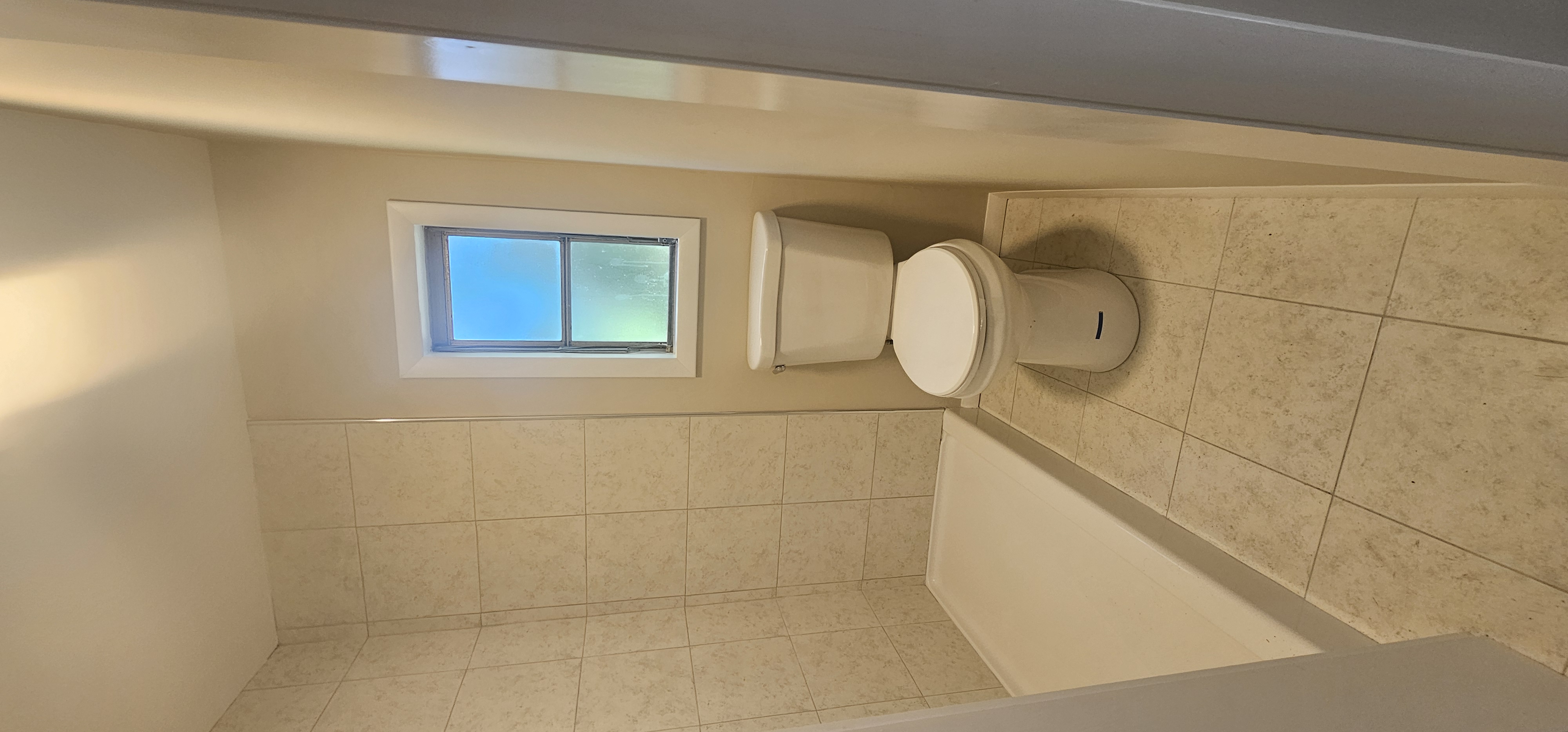 2nd Bath WC